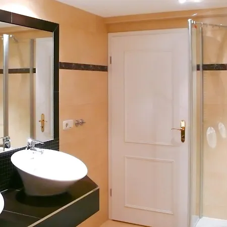 Stock Vs 5 Im Souterrain Apartment Heringsdorf (Usedom)